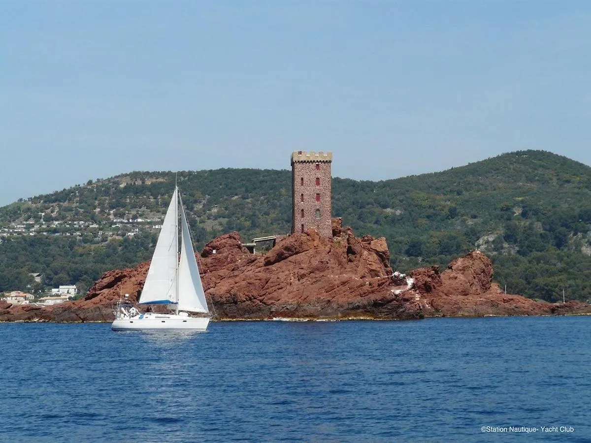 Apartment Charmant T2/Mezzanine Avec Piscine Et Terrasse, A 5 Min De La Plage, St-Raphael - Fr-1-226A-148 Boulouris-sur-Mer